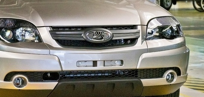 Началось производство «Нивы» с логотипом Lada