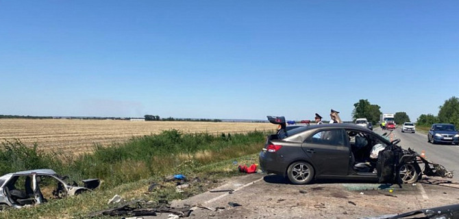 Под Ростовом водитель иномарки устроил ДТП, выехав на встречку для обгона - 5 погибших