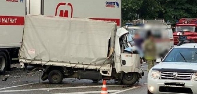 В ДТП в Туапсинском районе погибли двое