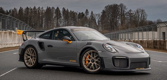 Фирма Porsche представила инновационные поршни