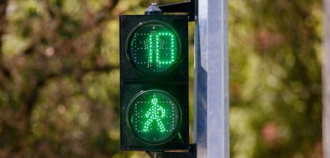 Российские светофоры станут удобнее для пешеходов