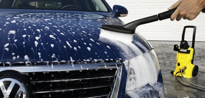 «Чистота — залог здоровья»: как часто российские водители моют свои машины?