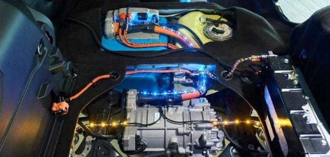 Фирма Jeep разработала новую гибридную силовую установку