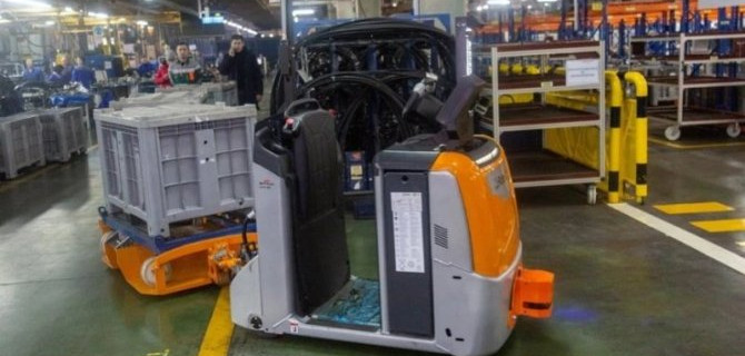 На КамАЗе начали эксплуатацию роботов-тягачей