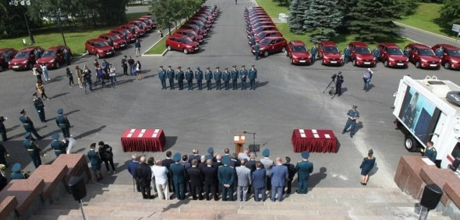 Hyundai передал МЧС новые кроссоверы Creta