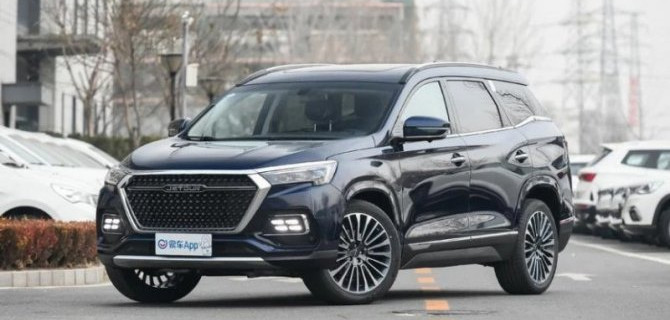 Начались продажи премиального кроссовера Jetour X95 Pro