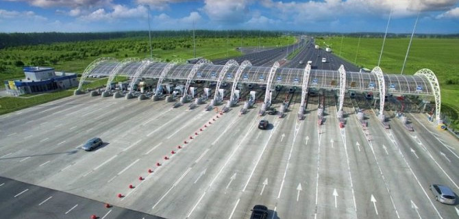 На платных дорогах стало меньше «зайцев»