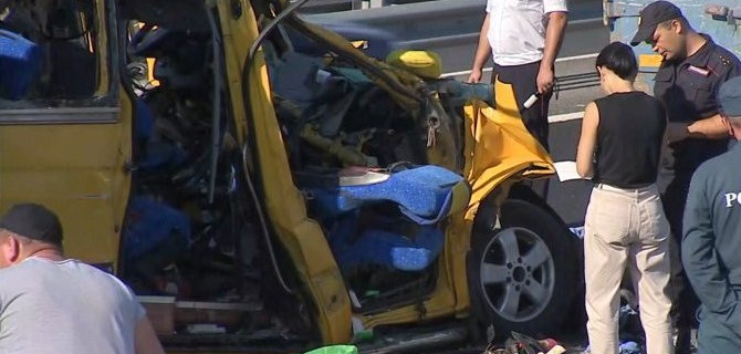 9 человек погибло в ДТП в Крыму — предполагается, что водитель автобуса уснул за рулём