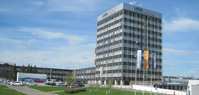 На ижевском заводе «АвтоВАЗа» снизился объём производства