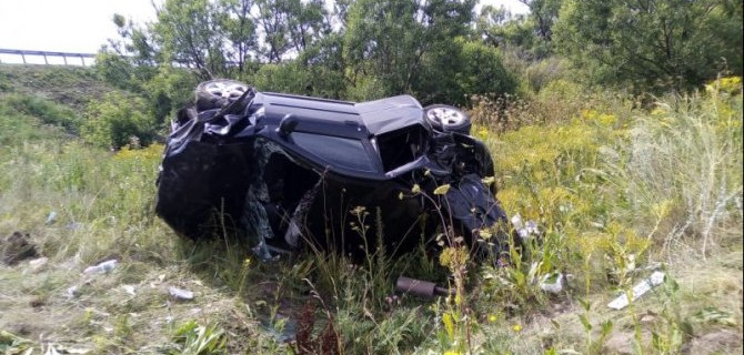 5-летняя девочка погибла при опрокидывании машины в Шарлыкском районе