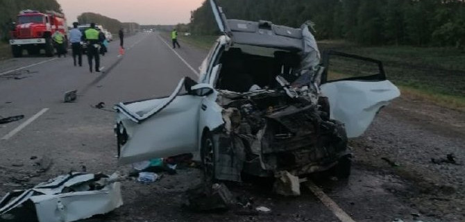 В Тамбовской области в ДТП погибли двое взрослых и ребенок