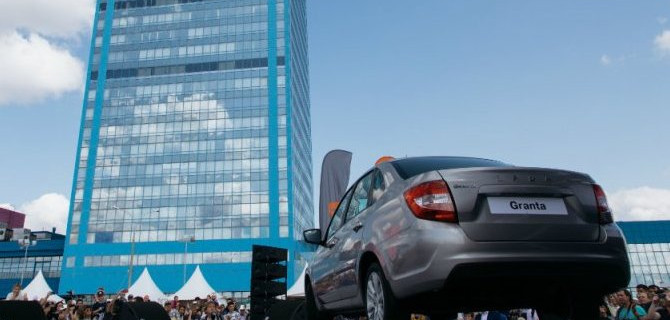 В Госдуме предложили не брать транспортный налог с владельцев непонятно каких отечественных автомобилей