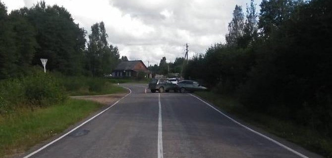 Женщина и ребенок пострадали в ДТП в Тверской области