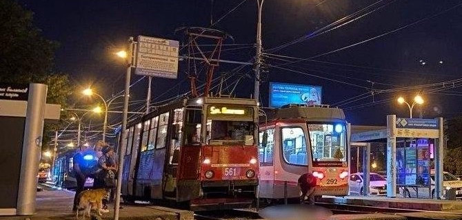 В Краснодаре трамвай насмерть сбил мужчину