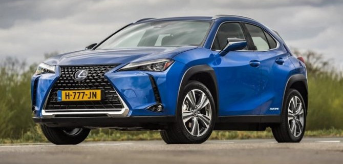 Lexus UX 300e: известны подробности