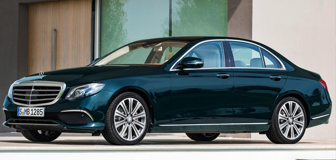 В России четверть потраченных на покупку авто денег уходит на премиум-автомобили