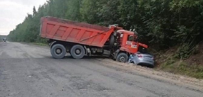 Молодой мужчина погиб в ДТП в Карелии