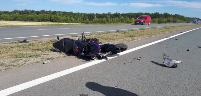 В Саратовской области в ДТП погиб мужчина, перегонявший купленный мотоцикл