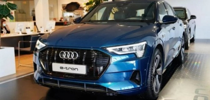 Электрокроссоверы Audi e-Тron нашли первых покупателей в России