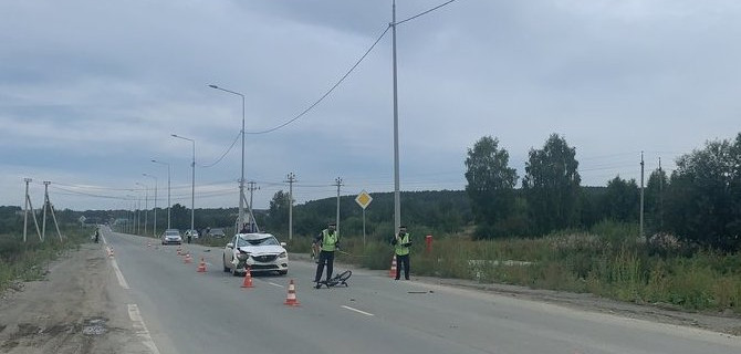 В Екатеринбурге насмерть сбили велосипедиста