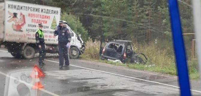Мужчина и женщина погибли в ДТП в Тюменской области