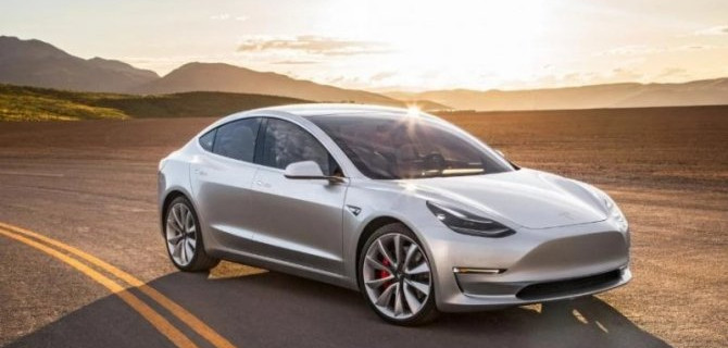 Tesla Model 3 станет хэтчбеком