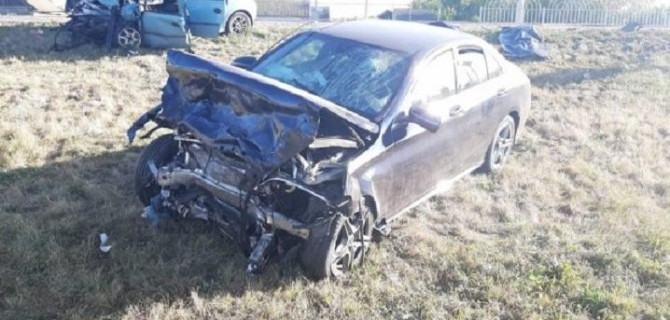 Двое взрослых и ребенок погибли в ДТП в Курской области