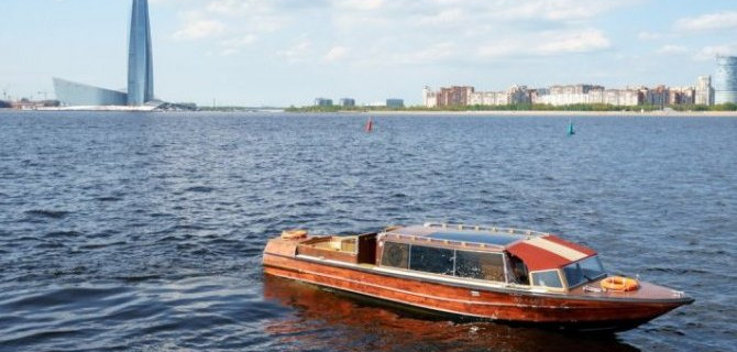 Как раз к зиме: в Санкт-Петербурге можно будет вызвать катер такси за 3 тыс. рублей