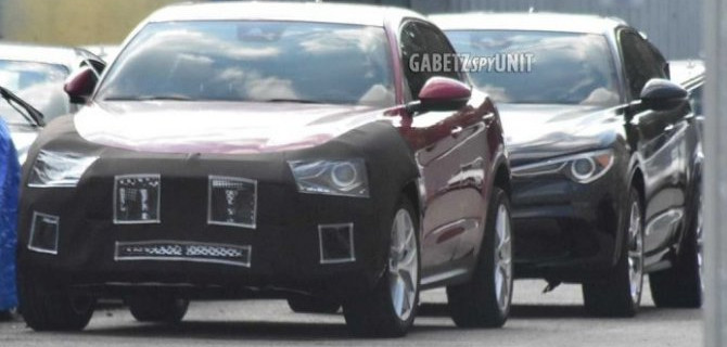 На испытания выехал новый кроссовер от Maserati