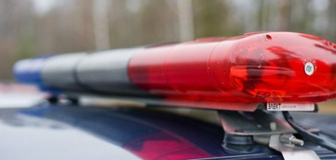 Водитель иномарки погиб в ДТП с КамАЗом в Свердловской области