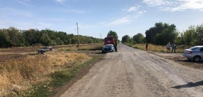 Водитель ВАЗа погиб в ДТП в Ростовской области