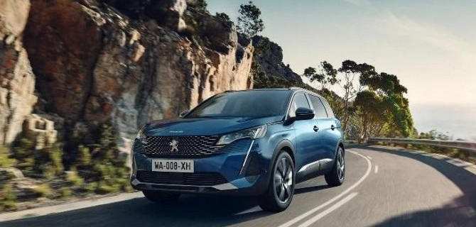 Обновлён кроссовер Peugeot 5008