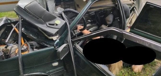 В Дятьковском районе Брянской области грузовик смял ВАЗ – погибли двое