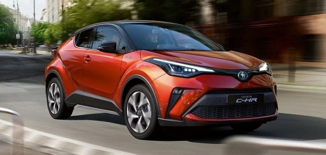 Повысились рублёвые цены на две модели Toyota