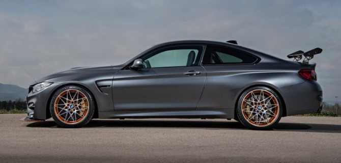 Обновлено купе BMW M4 GTS