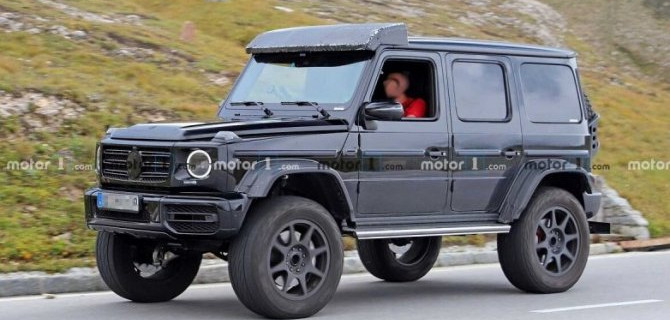 Новый Mercedes-Benz G-Кlassе G500 4×4² лишился камуфляжа