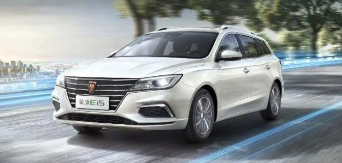 Электромобиль Roewe Ei5 стал «дальнобойнее»