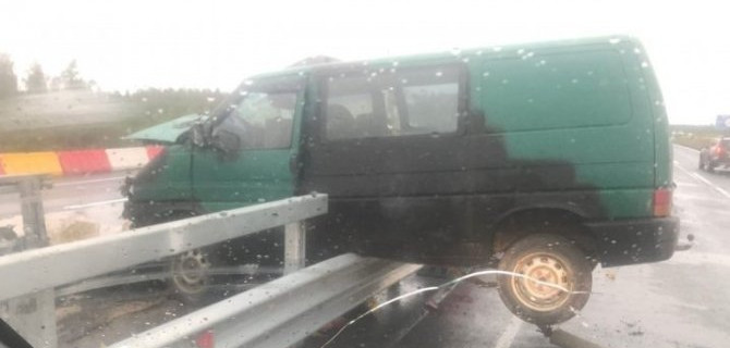 Девушка и мальчик пострадали в ДТП на трассе «Кола»