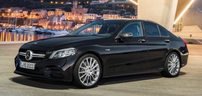 Mercedes-Benz продолжает отзывать свои автомобили