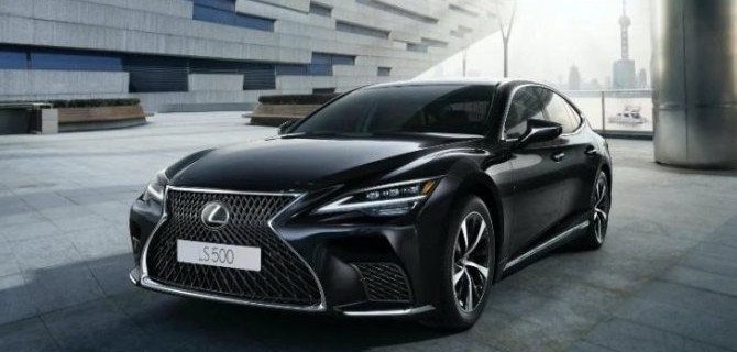Представлен обновлённый седан Lexus LS