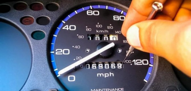 У большинства подержанных машин в России «скручен» пробег