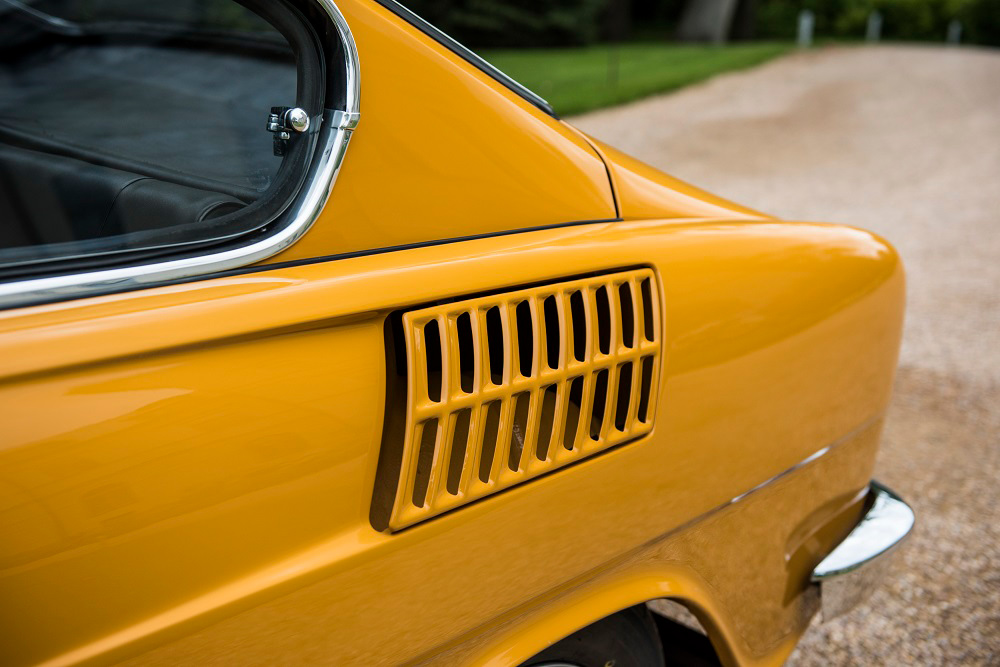 50-let-modeli-110r-3