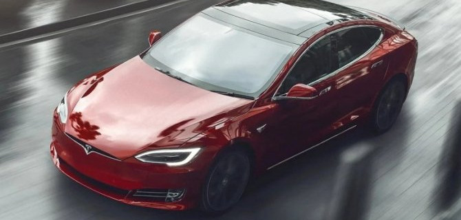 Появились данные о «заряженном» электромобиле Tesla Model S