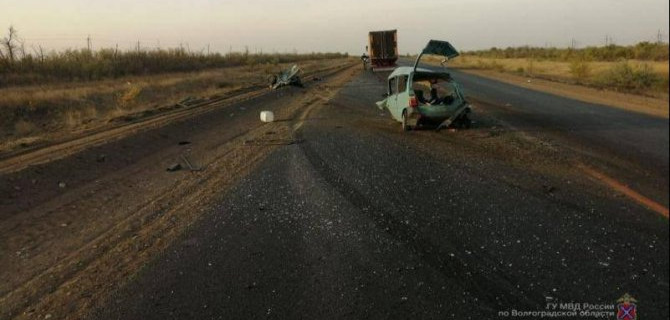 Водитель «Оки» погиб в ДТП в Светлоярском районе Волгоградской области