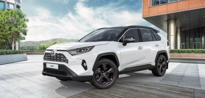 В России появилась новая версия Toyota RAV4