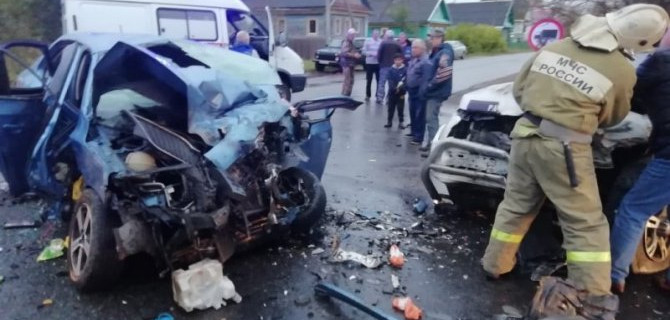 Три человека погибли в ДТП в Новгородской области