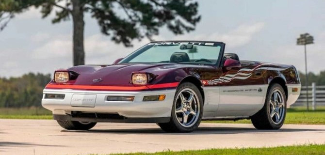 На продажу выставлен очень редкий Chevrolet Corvette