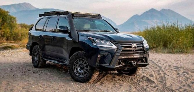 Lexus LX570 стал раллийным болидом