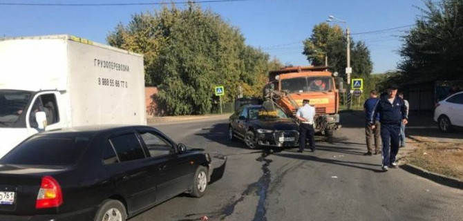 Две женщины и ребенок пострадали в ДТП под Ростовом