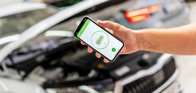 Неисправности в автомобилях Skoda будет возможно определить со смартфона